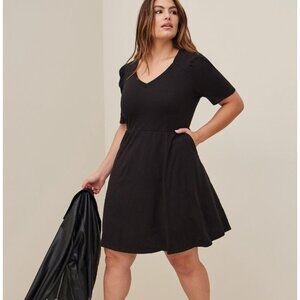 NWT - TORRID Mini Slub Puff Sleeve Skater Dress Size 00
